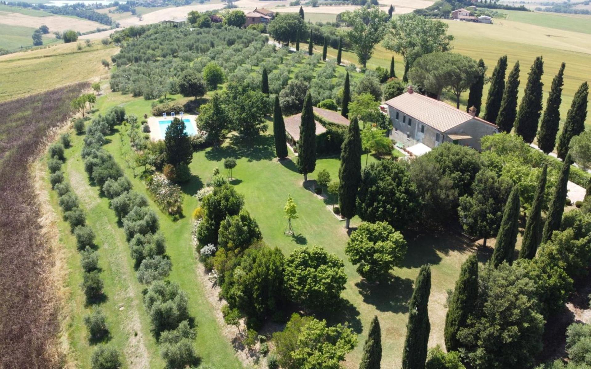 Agriturismo La Godiola Gioiella ภายนอก รูปภาพ