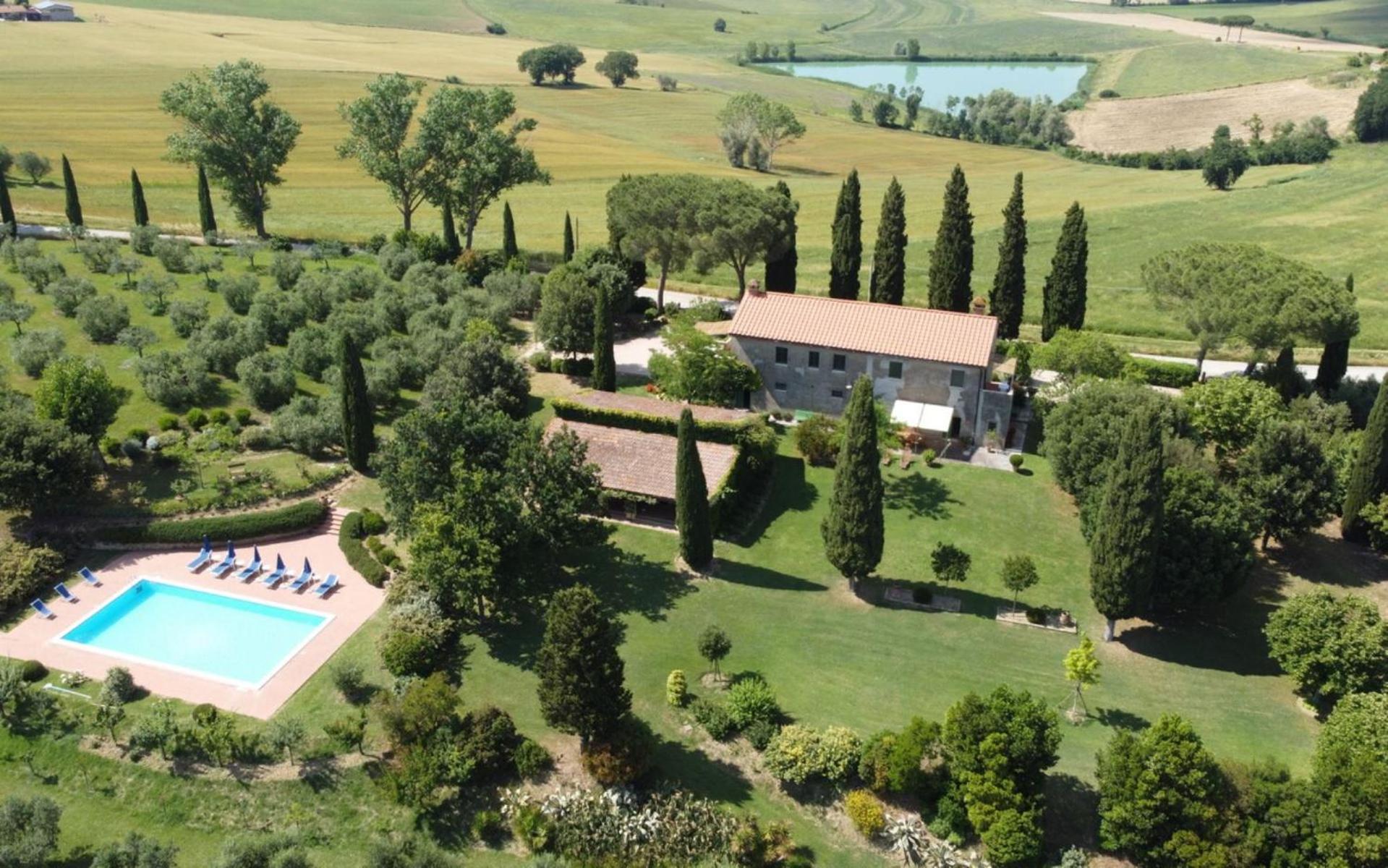 Agriturismo La Godiola Gioiella ภายนอก รูปภาพ